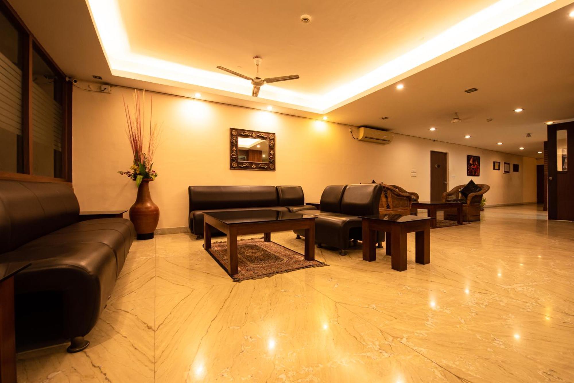 Hotel Lbd &
